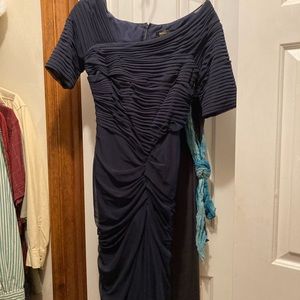 Women’s formal gown/ size small/ navy blue/ mother of the bride/groom dress